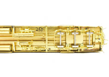 Load image into Gallery viewer, HO Brass TCY - The Coach Yard ATSF - Santa Fe Heavyweight Horse Express #1990-99