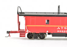 Load image into Gallery viewer, HO Brass Oriental Limited ATSF - Santa Fe Modern Round Roof Caboose Factory Painted