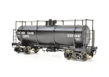 Load image into Gallery viewer, HO Brass W&R - W&R Enterprises UTLX - Union Tank Lines 6000 Gallon High Walkway Tank Car One Dome CP