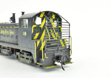 Load image into Gallery viewer, HO Brass OMI - Overland Models Inc. NKP - Nickel Plate Road EMD NW-2 Custom Painted