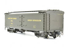 Load image into Gallery viewer, HO Brass CON CIL - Challenger Imports PFE - Pacific Fruit Express Refrigerator Car Rebuilt Version FP