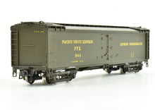 Load image into Gallery viewer, HO Brass CON CIL - Challenger Imports PFE - Pacific Fruit Express Refrigerator Car Rebuilt Version FP