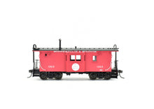 Load image into Gallery viewer, HO Brass DVP - Division Point - M&STL - Minneapolis & St Louis - Wood Bay Window Caboose