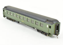 Load image into Gallery viewer, HO Brass Lambert #840 ATSF - Santa Fe Heavyweight Coach CP Central Valley Trucks