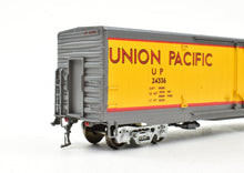 Load image into Gallery viewer, HO Brass CON OMI - Overland Models, Inc. UP - Union Pacific Steam Train Service Car FP