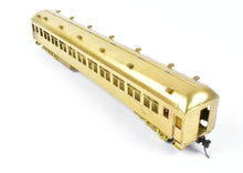 Load image into Gallery viewer, HO Brass Soho SP - Southern Pacific 79' Coach Chair Car