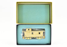 Load image into Gallery viewer, HO Brass NWSL - Northwest Short Line NP - Northern Pacific Wood Caboose - Original Platform Arrangement