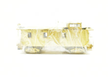 Load image into Gallery viewer, HO Brass OMI - Overland Models, Inc. Rutland Railroad 30' Wood Caboose 30 Series