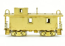 Load image into Gallery viewer, HO Brass NWSL - Northwest Short Line NP - Northern Pacific Wood Caboose Original Platform Arrangement