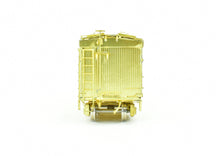 Load image into Gallery viewer, HO Brass VH - Van Hobbies CPR - Canadian Pacific Railway 50 ft Wood Reefer