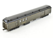 Load image into Gallery viewer, HO Brass Oriental Limited GN - Great Northern 1935 Empire Builder Baggage Mail Express Custom Painted