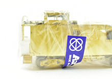 Load image into Gallery viewer, HO Brass OMI - Overland Models, Inc. Rutland Railroad 30' Wood Caboose 30 Series