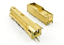 Load image into Gallery viewer, HO Brass NPP - Nickel Plate Products C&NW - Chicago & Northwestern Class E-4 4-6-4 Streamlined