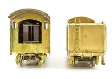 Load image into Gallery viewer, HO Brass NPP - Nickel Plate Products C&NW - Chicago & Northwestern Class E-4 4-6-4 Streamlined