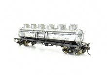 Load image into Gallery viewer, HO Brass PSC - Precision Scale Co. G.A.T.X./Madera Wineries 6 Dome-Wine Tank Car - FP