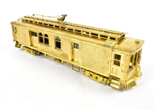 Load image into Gallery viewer, HO Brass Suydam PE - Pacific Electric Golden Gate RPO Railway Post Office Car
