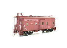 Load image into Gallery viewer, HO Brass PSC - Precision Scale Co. SP - Southern Pacific C-30-4 Bay Window Caboose CP