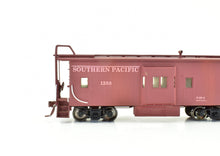 Load image into Gallery viewer, HO Brass PSC - Precision Scale Co. SP - Southern Pacific C-30-4 Bay Window Caboose CP