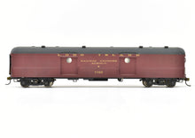 Load image into Gallery viewer, HO Brass NJ Custom Brass PRR - Pennsylvania Railroad B-60 Baggage Car Painted LIRR - Long Island Railroad