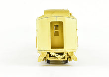 Load image into Gallery viewer, HO Brass Pecos River Brass ATSF - Santa Fe Heavyweight Chair Car With A/C
