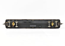Load image into Gallery viewer, HO Brass NJ Custom Brass PRR - Pennsylvania Railroad B-60 Baggage Car Painted LIRR - Long Island Railroad