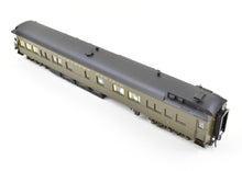 Load image into Gallery viewer, HO Brass CON W&R Enterprises NP - Northern Pacific Business Car #1 Version 1 Painted Pullman Green