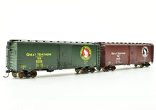 Load image into Gallery viewer, HO Brass PSC - Precision Scale Co. GN - Great Northern 40' Single Door Boxcars x2 - NO BOXES