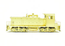 Load image into Gallery viewer, HO Brass OMI - Overland Models Inc. Milw - Milwaukee Road NW-2