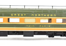 Load image into Gallery viewer, HO Brass Oriental Limited GN - Great Northern Buffet Parlor Observation Modified for Mid-Train Service CP