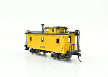 Load image into Gallery viewer, HO Brass PFM - Tenshodo DM&IR - Duluth Missabe & Iron Range Caboose Factory Painted