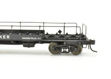 Load image into Gallery viewer, HO Brass MTS Imports HOKX - Hooker Chemicals ACF Chlorine Cylinder Tank Car Pro-Painted