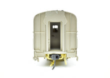 Load image into Gallery viewer, HO Brass Shoreham Shops CB&Q - Burlington Route Slumber Coach #4900-03