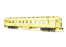 Load image into Gallery viewer, HO Brass Pecos River Brass ATSF - Santa Fe Heavyweight #809-844 Partitioned Coach
