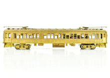 Load image into Gallery viewer, HO Brass Suydam PE - Pacific Electric Blimp 71' Coach Powered
