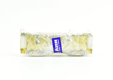 Load image into Gallery viewer, HO Brass OMI - Overland Models, Inc. NKP - Nickel Plate Road Bay Window Caboose