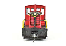 Load image into Gallery viewer, HO Brass OMI - Overland Models Inc. MILW - Milwaukee Road USAX - U.S. Army 44-DE-18 Whitcomb Switcher Custom Painted CIRR - Fictional Road
