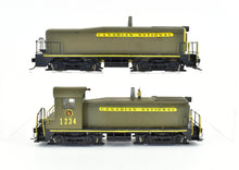 Load image into Gallery viewer, HO Brass Trains Inc. CNR - Canadian National Railway EMD TR-6 1600 HP "Cow and Calf" Unit Diesel Set
