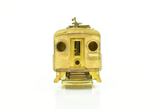 Load image into Gallery viewer, HO Brass Suydam PE - Pacific Electric Blimp 71' Coach Powered