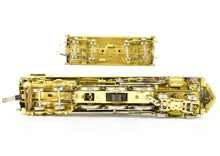 Load image into Gallery viewer, HO Brass Hallmark Models WAB - Wabash Class P1 4-6-4 Semi-Streamlined Hudson
