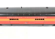 Load image into Gallery viewer, HO Brass Soho T&NO - Texas & New Orleans "Sunbeam" Baggage Corrugated Side Custom Painted