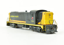 Load image into Gallery viewer, HO Brass Perfect Scale Models NP - Northern Pacific Baldwin DS-14 Diesel Custom Painted