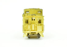 Load image into Gallery viewer, HO Brass OMI - Overland Models, Inc. GN - Great Northern 30' Wood Caboose Factory New