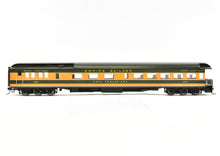 Load image into Gallery viewer, HO Brass Lambert GN - Great Northern Cafe Lounge Observation Custom Painted with Interior