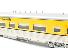 Load image into Gallery viewer, HO Brass CON DP - Division Point #5109S Single Stripe Lightweight Business Car "Wilson McCarthy" Factory Painted