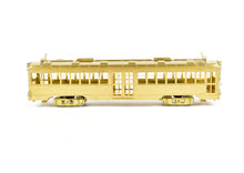 Load image into Gallery viewer, HO Brass Oriental Limited PE - Pacific Electric &quot;Hollywood&quot; Car #600-649 Un-Powered Trailer
