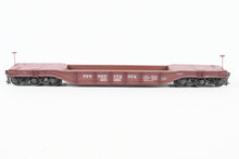 Load image into Gallery viewer, O Brass Alco Models PRR - Pennsylvania Railroad F33 Greenville Well Flat Custom Painted &amp; Weathered No. 470095
