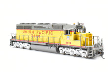 Load image into Gallery viewer, HO Brass OMI - Overland Models Inc. UP - Union Pacific EMD SD40 Low Hood, W/Dynamic Brakes, W/High Mounted Brake Cylinders CP #3008
