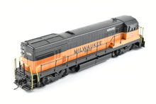 Load image into Gallery viewer, HO Brass Oriental Limited MILW - Milwaukee Road GE U-23B 2300 HP Low Hood With FB-2 Trucks CP #4800
