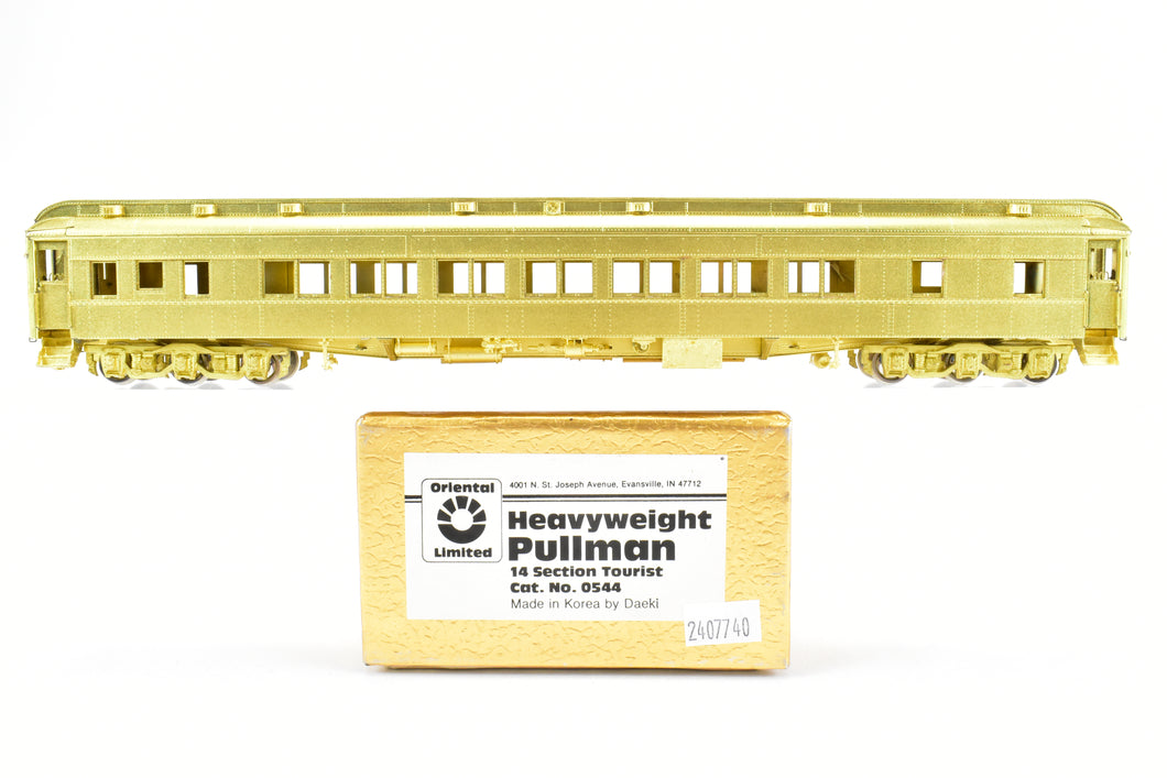 HO Brass Oriental Limited Various Roads Pullman Heavyweight 14-Section Tourist Car w/o Air Cond5itioning