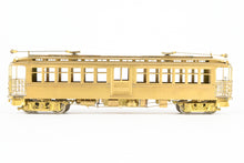 Load image into Gallery viewer, HO Brass WP Car Corp. BRT/BTU - Brooklyn Rapid Transit/Brooklyn Union Elevated 1200 With Trolley Poles
